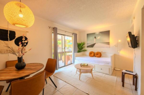 Flamingos Hideaway Stylish 1BR Coastal Escape 155